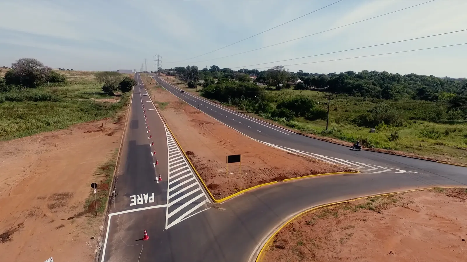 Obra viária na região do Etelvino